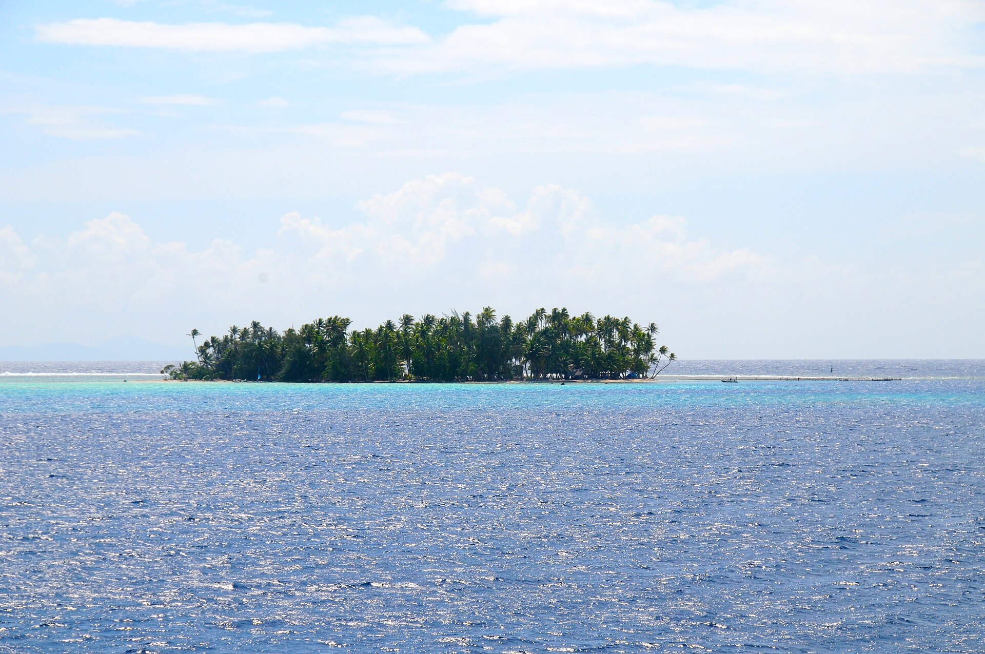 Taha'a's pale lagoon